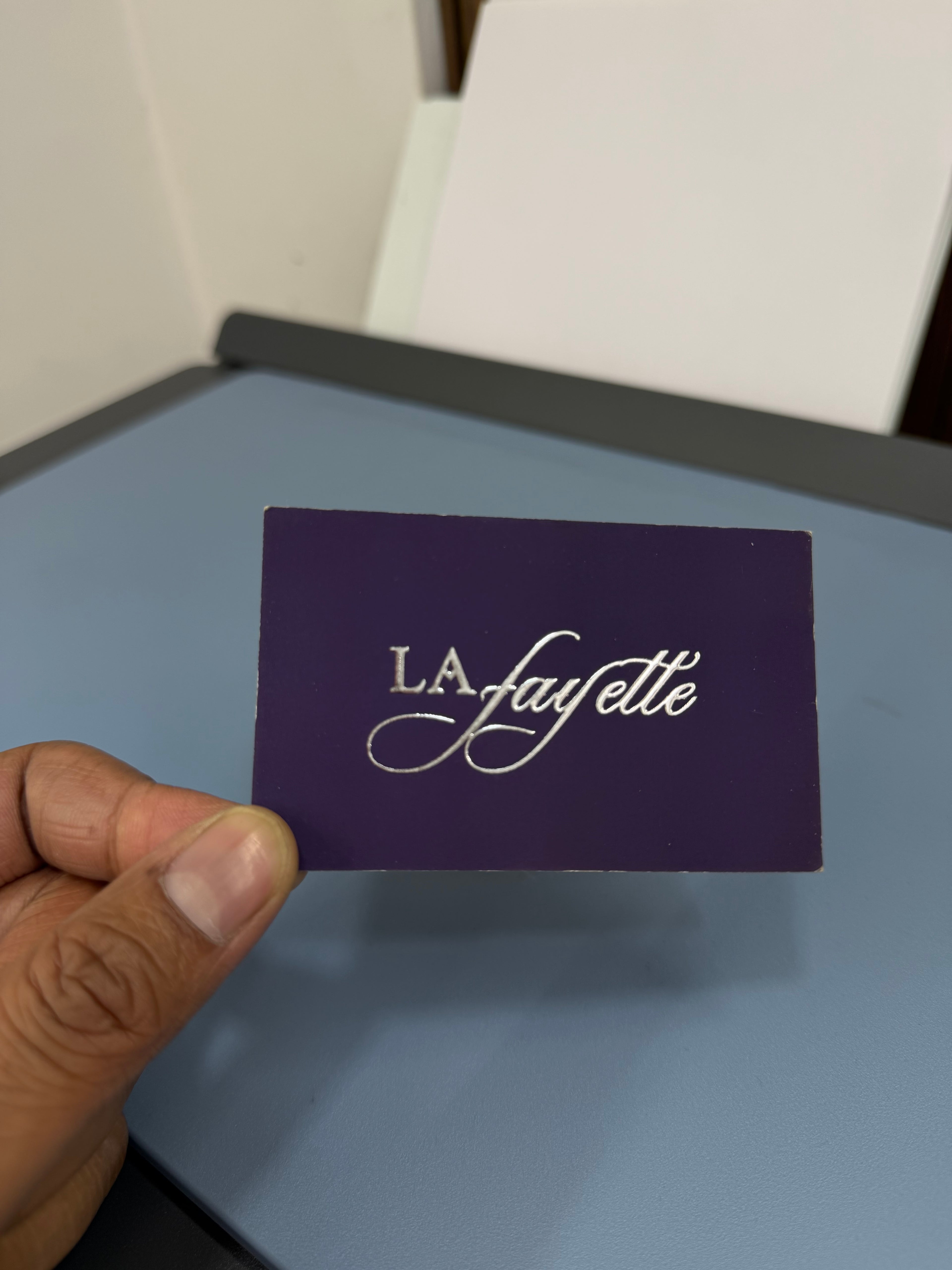Luxury Digital Foiling Business Cards – Velvet Touch with Gold or Silver Foil