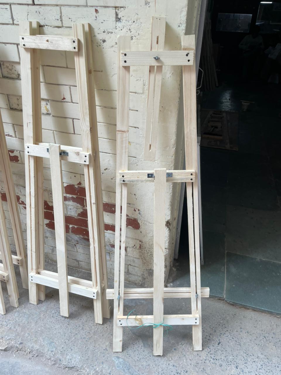 Premium Wooden Easel Stand – Adjustable Display Stand for Canvas, Posters & Signboards