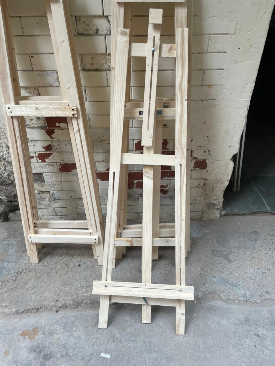 Premium Wooden Easel Stand – Adjustable Display Stand for Canvas, Posters & Signboards